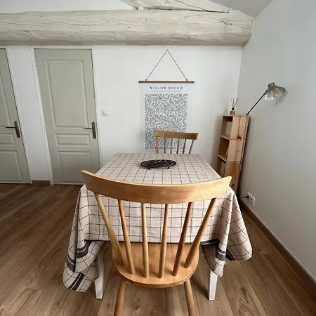 Laissac - Centre - Wifi Apartment