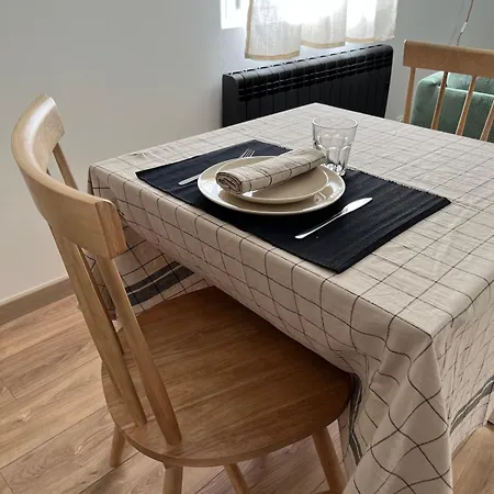 Laissac - Centre - Wifi Apartment *